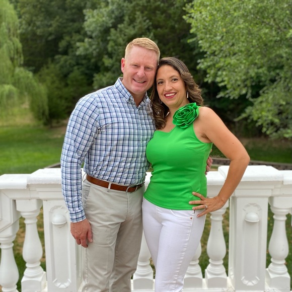 Meet your Posher, Suzanne - Picture 1 of 2